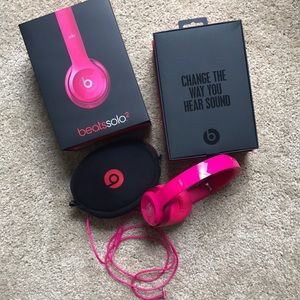 Beats by Dre Solo2 headphones